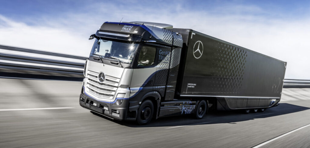 Daimler Trucks tests hydrogen-powered truck