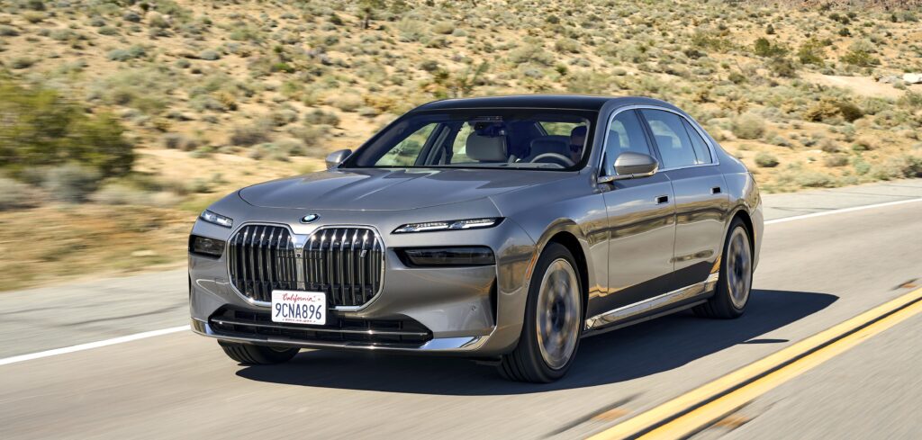 BMW of North America and PG&E begin V2X test initiative around smart charging