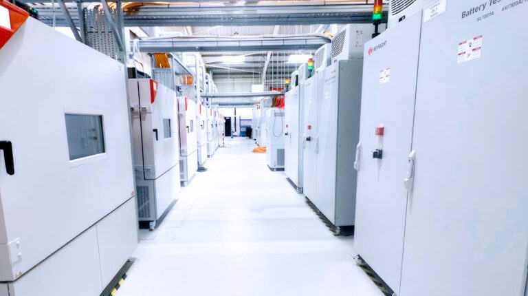 Battery swelling analysis becomes key tool for Hofer Powertrain Battery swelling analysis becomes key tool for Hofer Powertrain.